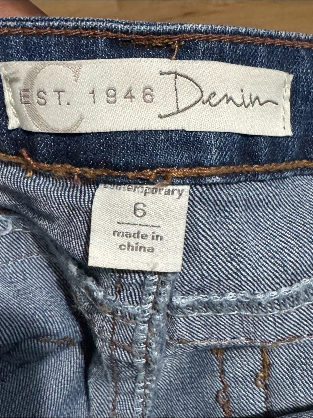 Est. 1946 Denim Womens/Junior Classic Size 6 -